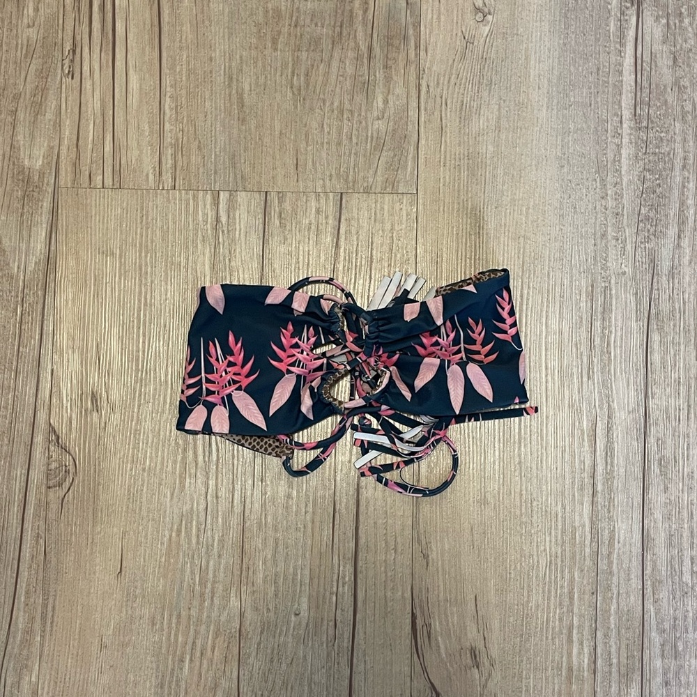 ACACIA SWIMWEAR — strapless heliconia top